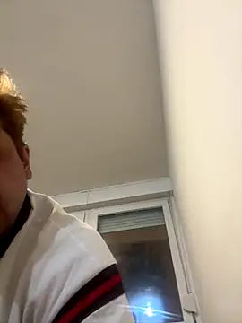 queerboth online show from 01-06-26, 08:45