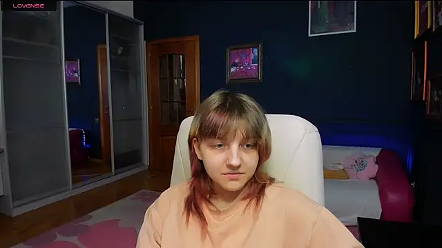 Veronika Miller18 online show from 01-06-26, 12:09