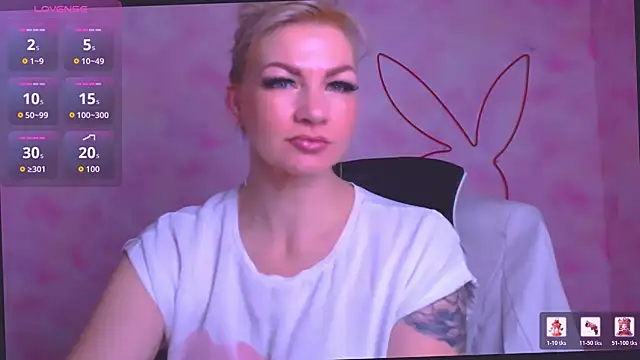 Snapshot of Madonna_Fire chatting on 05-03-26, 06:30 Madonna Fire online show from 05-03-26, 06:30