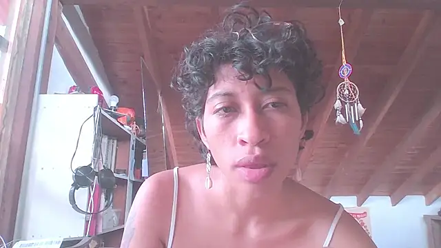 Snapshot of Kharol_cool chatting on 01-06-26, 08:45 Kharol cool online show from 01-06-26, 08:45