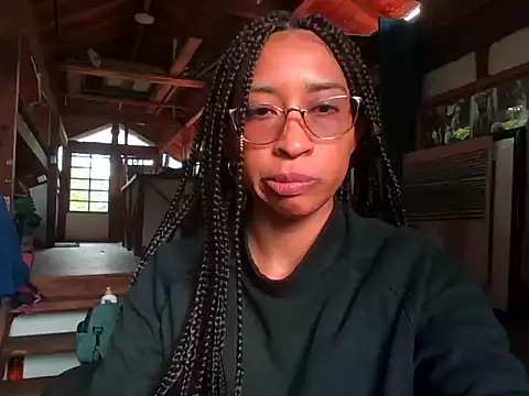 Snapshot of Kharol_cool chatting on 01-12-26, 07:19 Kharol cool online show from 01-12-26, 07:19