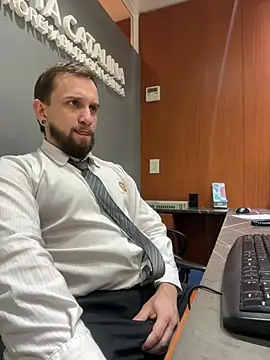 Snapshot of Chubandchaser chatting on 02-21-26, 02:18 Chubandchaser online show from 02-21-26, 02:18