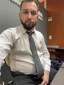 Snapshot of Chubandchaser chatting on 02-27-26, 10:54 Chubandchaser online show from 02-27-26, 10:54