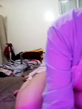 Snapshot of jawahir99 chatting on 01-06-26, 01:37 jawahir99 online show from 01-06-26, 01:37