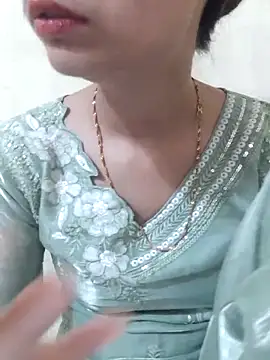 Snapshot of Kanchan7909 chatting on 06-18-26, 03:27 Kanchan7909 online show from 06-18-26, 03:27