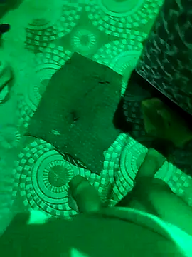 Snapshot of sevanty77 chatting on 02-05-26, 12:04 sevanty77 online show from 02-05-26, 12:04