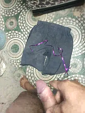 Snapshot of sevanty77 chatting on 03-10-26, 12:15 sevanty77 online show from 03-10-26, 12:15