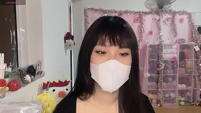 Tieu-May online show from 03-11-26, 08:53