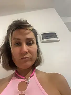 Snapshot of Jack-Alice chatting on 07-15-26, 11:26 Jack-Alice online show from 07-15-26, 11:26