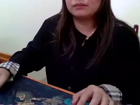 Sarah no land online show from 03-04-26, 04:18