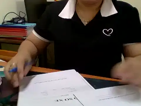 Snapshot of Sarah_no_land chatting on 04-08-26, 01:49 Sarah no land online show from 04-08-26, 01:49