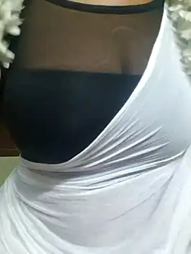 Snapshot of tamil-Diya90 chatting on 06-27-26, 06:02 tamil-Diya90 online show from 06-27-26, 06:02