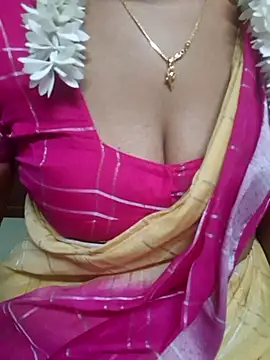 Snapshot of tamil-Diya90 chatting on 07-09-26, 09:08 tamil-Diya90 online show from 07-09-26, 09:08