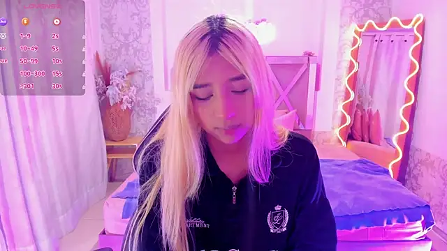 IRINA TAY1 online show from 04-12-26, 03:33