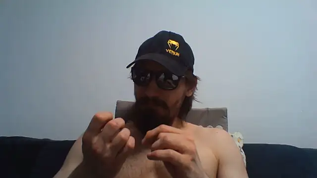 Snapshot of KaelNox chatting on 06-19-26, 08:23 KaelNox online show from 06-19-26, 08:23