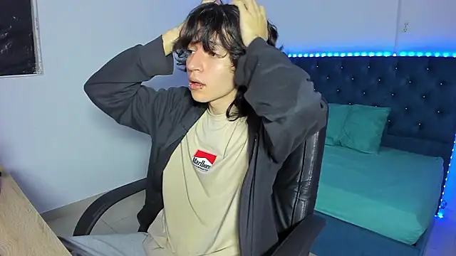 Snapshot of jack_grealish01 chatting on 02-05-26, 03:44 jack grealish01 online show from 02-05-26, 03:44