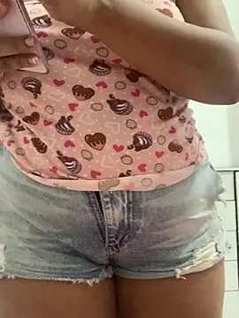 Snapshot of Moranguinhobr chatting on 02-28-26, 11:22 Moranguinhobr online show from 02-28-26, 11:22