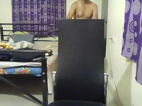 Snapshot of Moh-Moksha chatting on 05-13-26, 02:47 Moh-Moksha online show from 05-13-26, 02:47