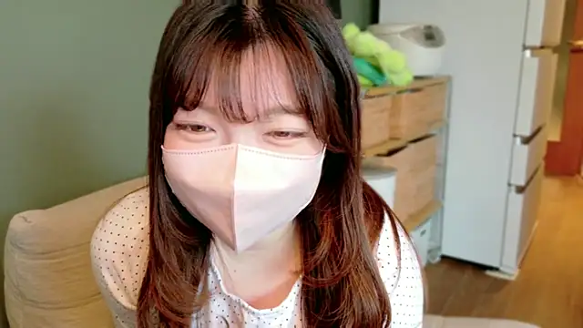   Yui  online show from 03-03-26, 03:01