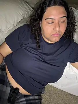 Angeliccreamyrican online show from 04-08-26, 05:07