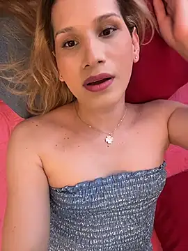 Snapshot of milablossom01 chatting on 02-09-26, 10:25 milablossom01 online show from 02-09-26, 10:25