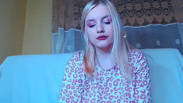 Dami1820 online show from 01-09-26, 06:21