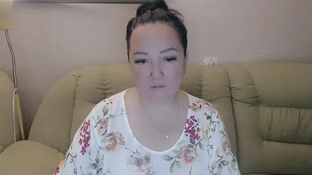 infinity loveliness online show from 09-25-25, 04:05