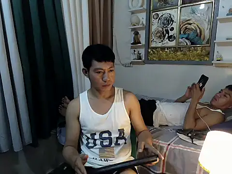 xfuckerboyx online show from 08-04-26, 03:32
