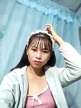 Snapshot of Wily-06 chatting on 01-06-26, 10:56 Wily-06 online show from 01-06-26, 10:56