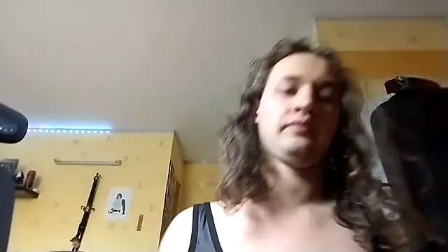 Snapshot of julialafemboy59 chatting on 02-26-26, 09:30 julialafemboy59 online show from 02-26-26, 09:30