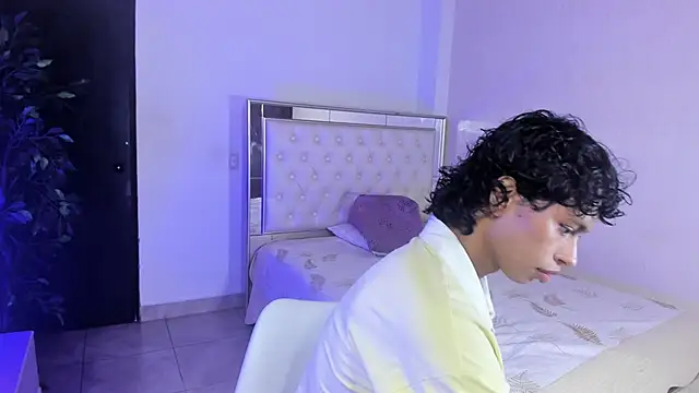 Snapshot of Im_FelixHunter chatting on 01-09-26, 11:35 Im FelixHunter online show from 01-09-26, 11:35