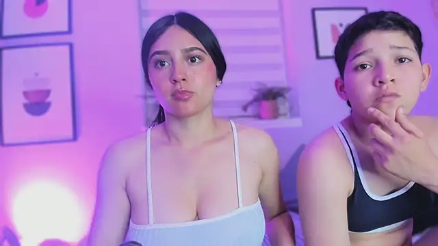 Snapshot of Auroraaa_527 chatting on 01-09-26, 04:15 Auroraaa 527 online show from 01-09-26, 04:15