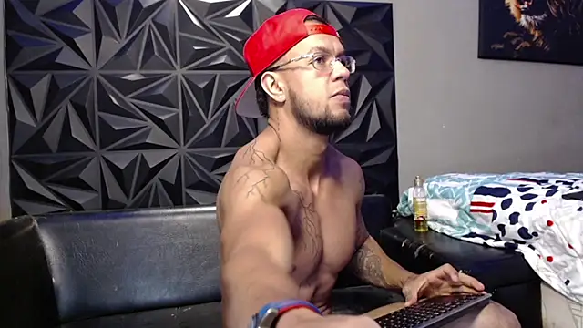 Snapshot of jacob_bentley chatting on 01-09-26, 11:28 jacob bentley online show from 01-09-26, 11:28