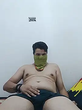 Snapshot of XHeterox chatting on 06-16-26, 10:12 XHeterox online show from 06-16-26, 10:12