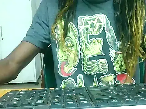 Snapshot of fetichefantasi24cm chatting on 01-12-26, 03:06 fetichefantasi24cm online show from 01-12-26, 03:06