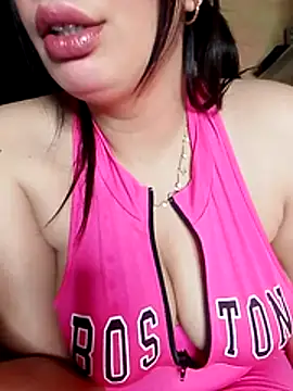 Snapshot of charmoutak_nada chatting on 01-12-26, 02:44 charmoutak nada online show from 01-12-26, 02:44