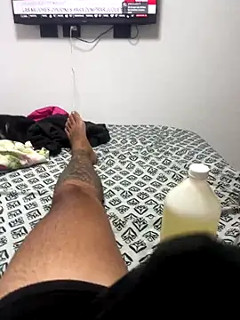 Snapshot of psilocibina22 chatting on 01-06-26, 06:55 psilocibina22 online show from 01-06-26, 06:55