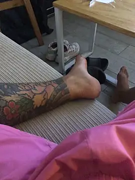 Snapshot of psilocibina22 chatting on 02-17-26, 04:09 psilocibina22 online show from 02-17-26, 04:09