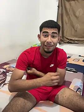 Snapshot of youngalexofficial chatting on 02-25-26, 02:32 youngalexofficial online show from 02-25-26, 02:32