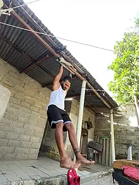 leon97hot online show from 01-10-26, 02:19