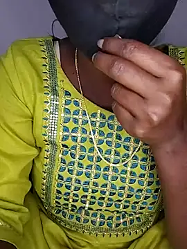 Snapshot of PRAPTITELUGU chatting on 01-09-26, 07:22 PRAPTITELUGU online show from 01-09-26, 07:22