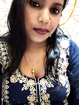 Snapshot of SA-K-SHI chatting on 02-05-26, 06:01 SA-K-SHI online show from 02-05-26, 06:01