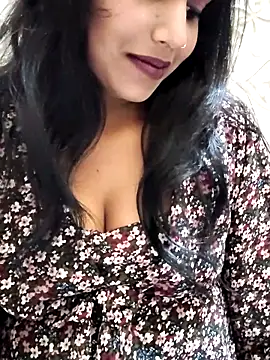 Snapshot of SA-K-SHI chatting on 02-26-26, 05:56 SA-K-SHI online show from 02-26-26, 05:56