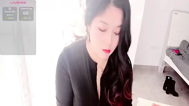 Snapshot of yu138 chatting on 01-07-26, 06:49 yu138 online show from 01-07-26, 06:49