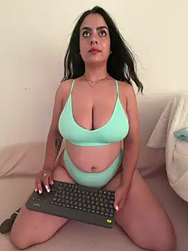 Snapshot of Marisa_ass chatting on 07-08-26, 06:56 Marisa ass online show from 07-08-26, 06:56