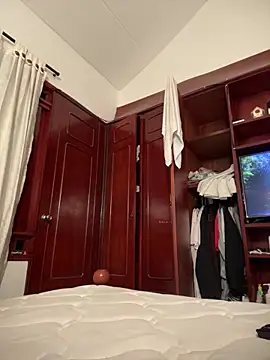 diosa cristal  online show from 03-15-26, 03:56