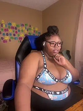 Snapshot of Chocolatebunnyxx96 chatting on 06-14-26, 02:24 Chocolatebunnyxx96 online show from 06-14-26, 02:24