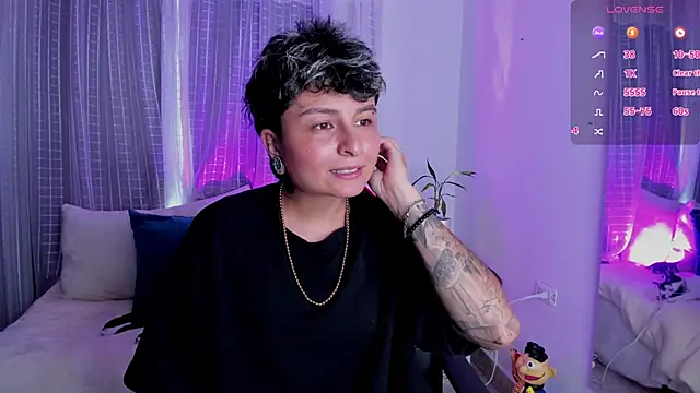 Zury Ramirez online show from 04-01-26, 10:40