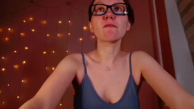 Snapshot of MelanyOxx chatting on 01-17-26, 12:59 MelanyOxx online show from 01-17-26, 12:59