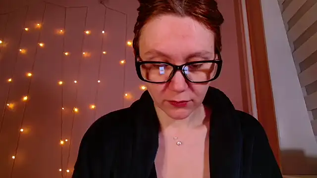 Snapshot of MelanyOxx chatting on 01-19-26, 12:14 MelanyOxx online show from 01-19-26, 12:14